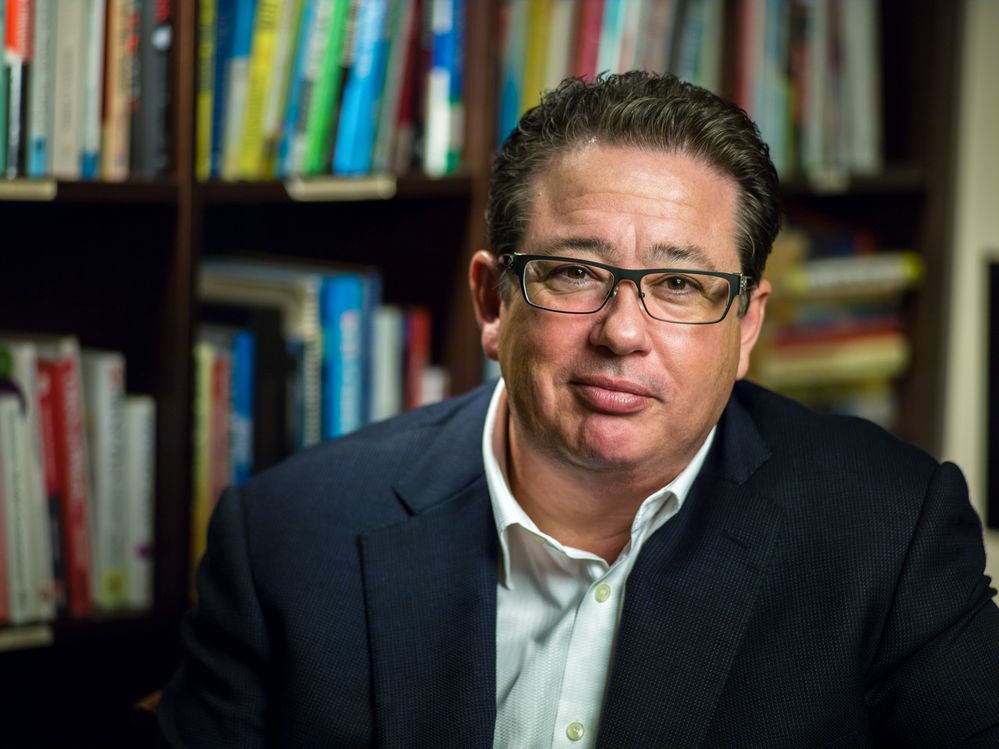 Andrew Griffiths Head Shot.jpg